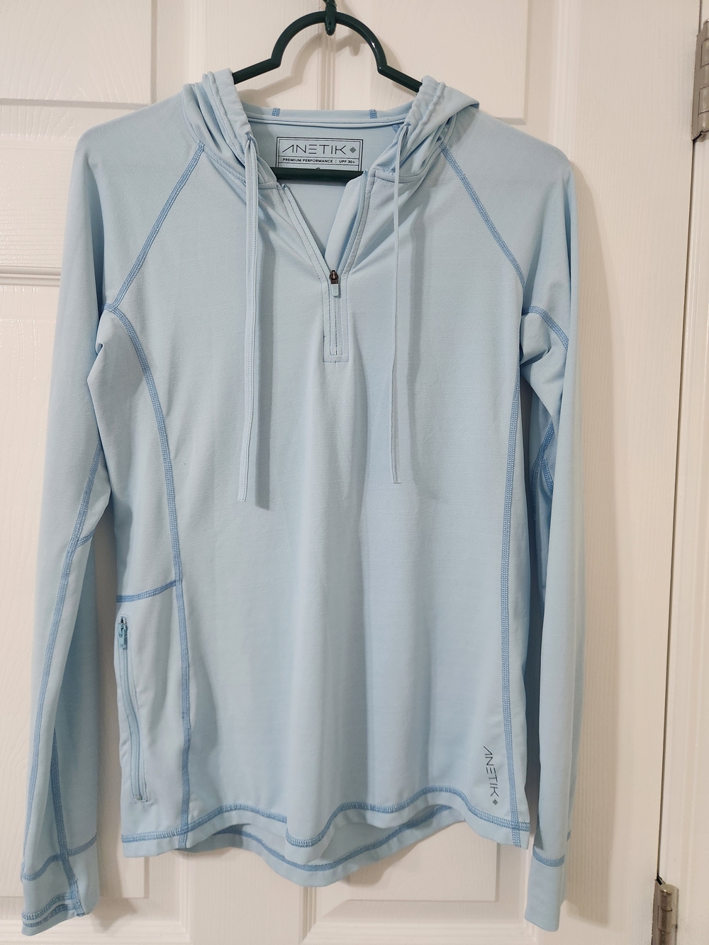 Anetik Sky Blue Hooded Long-Sleeve Lightweight Performance Top Upf 30 Sz Sm